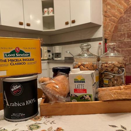 La Taverna Del Ricetto Candelo Exteriör bild